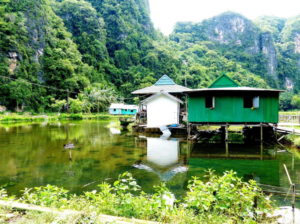 Kampoeng Karst Rammang Rammang Guest House Kasijala Exterior photo
